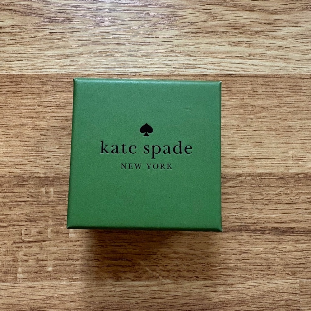 Kate Spade Pearl Caviar Cluster Stud earrings - Picture 6 of 8